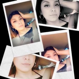 Meet your Posher, Zaira